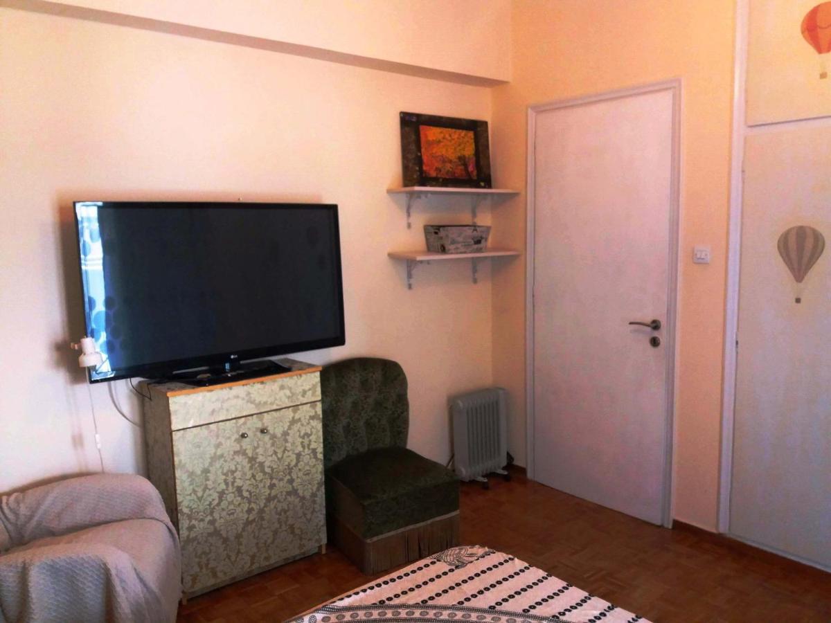 Renovated Apartment In The Center Of 雅典 外观 照片